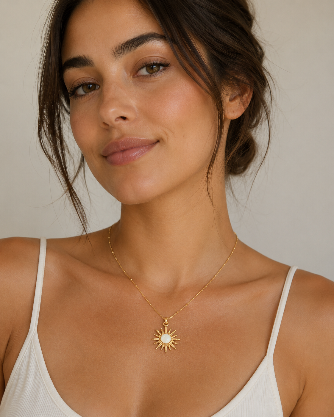 Gold Tone Sunburst Chain Necklace
